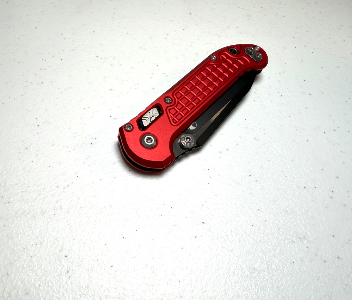 Microtech L.U.D.T.® RAM-LOK® T/E RED FRAG PATTERN Black Standard (1136RL-1FRRD)
