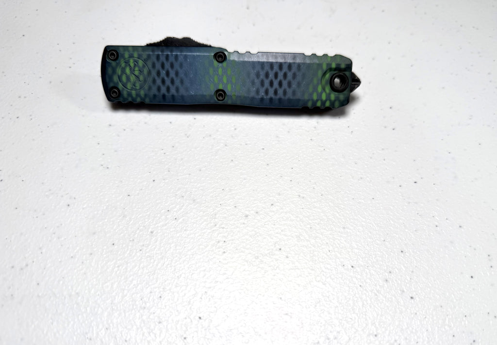 Microtech UTX-85 GEN IV D/E STANDARD BLUE X-51 SIGNATURE SERIES (12324-1BLX51s)