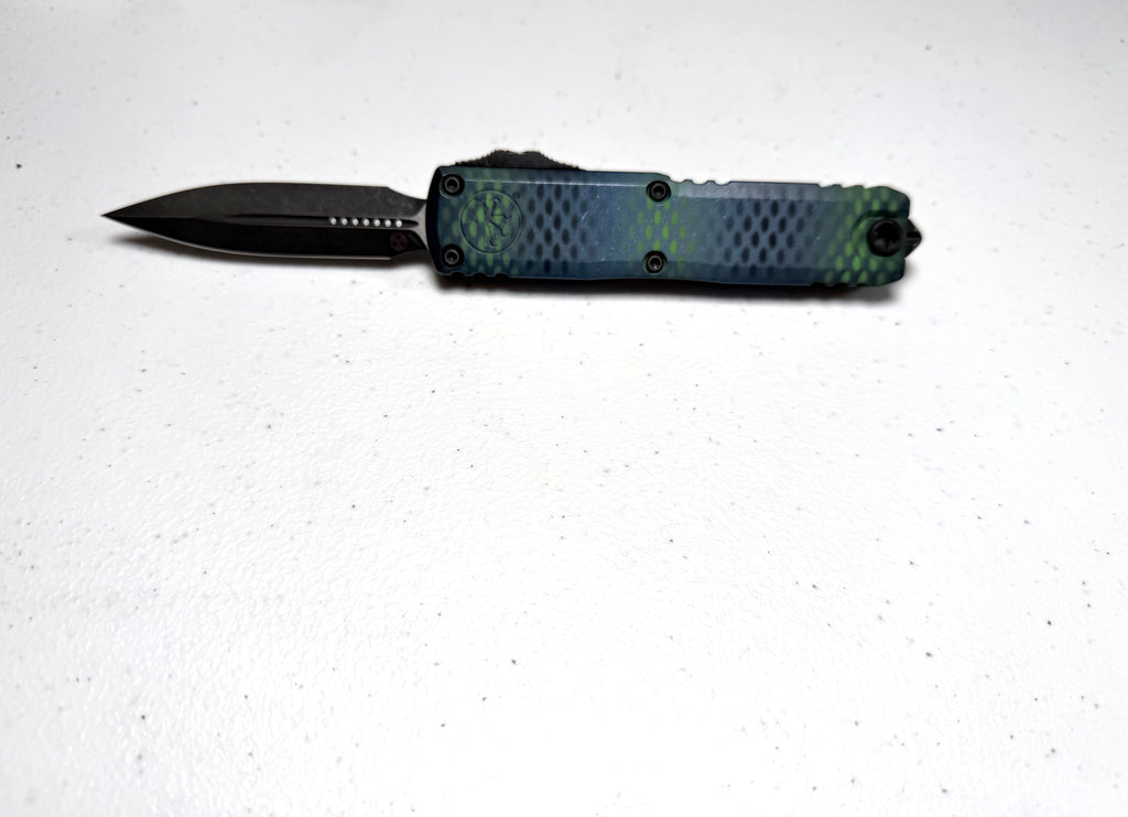 Microtech UTX-85 GEN IV D/E STANDARD BLUE X-51 SIGNATURE SERIES (12324-1BLX51s)